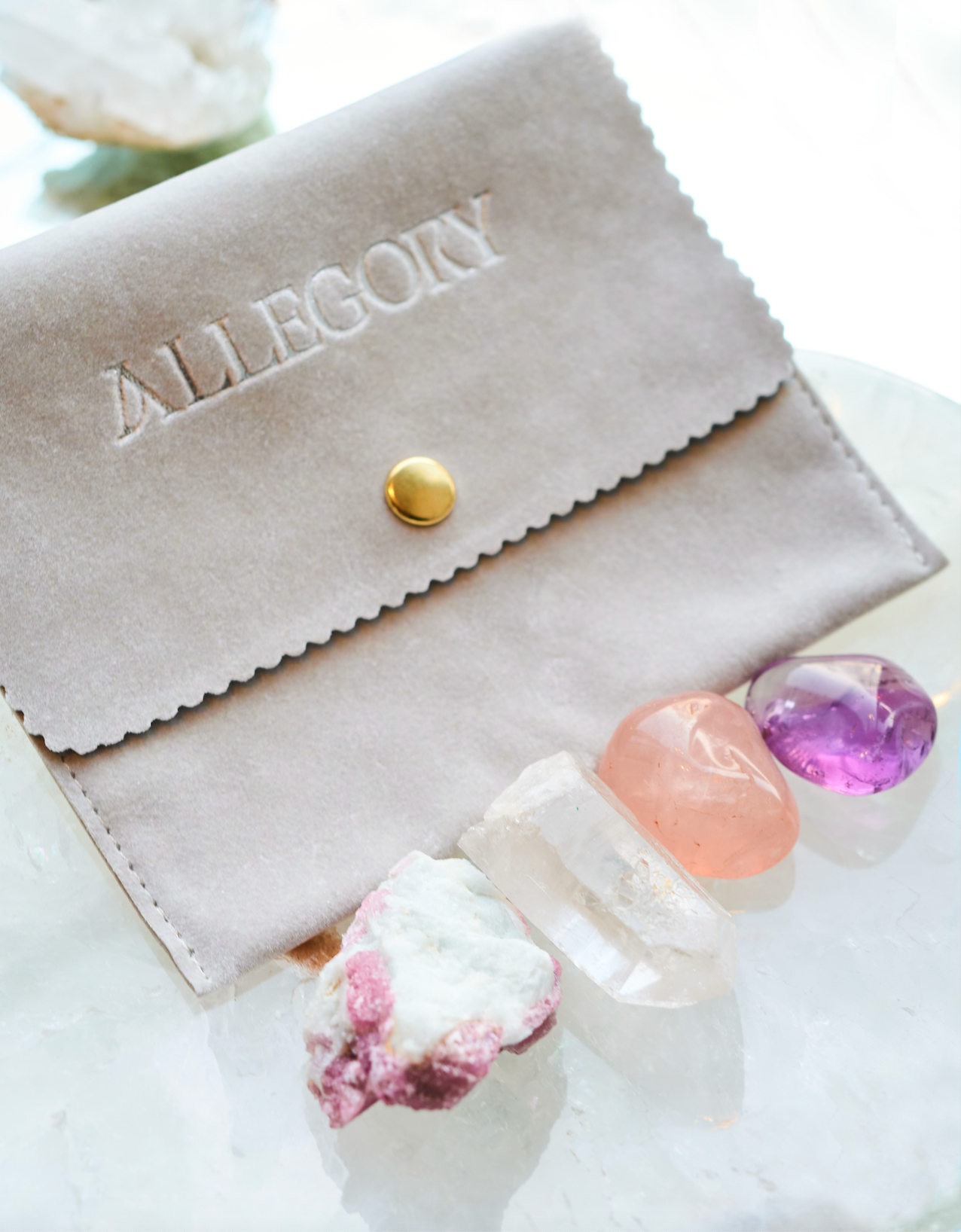 ALLEGORY TRAVEL PACK - LOVE