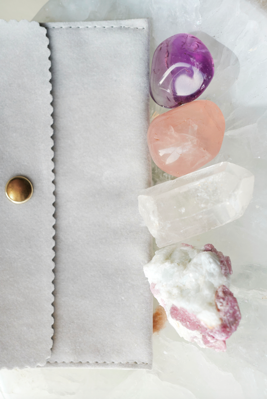 ALLEGORY TRAVEL PACK - LOVE